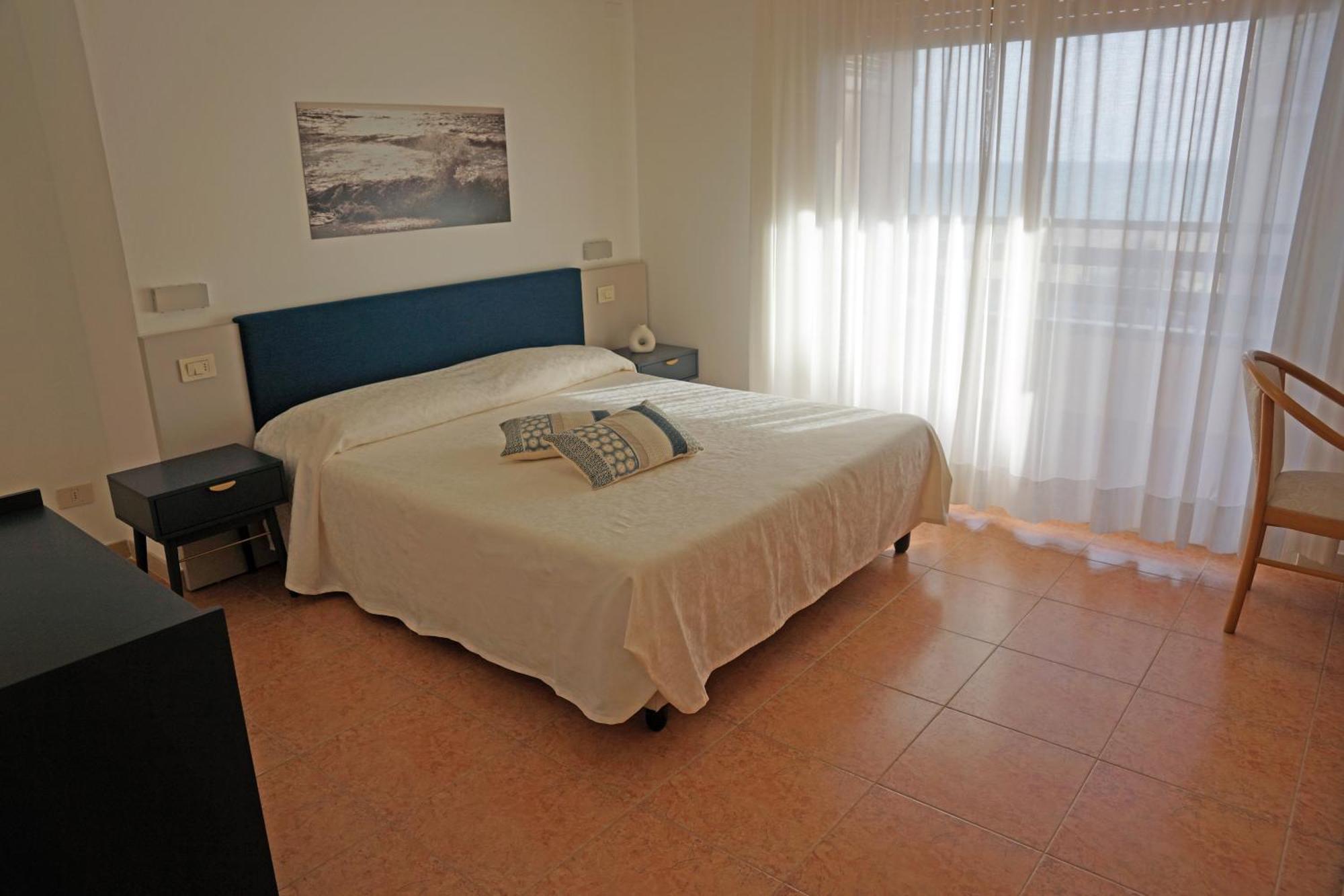 Residence La Rosa Di Nettuno Marina di Grosseto Eksteriør billede