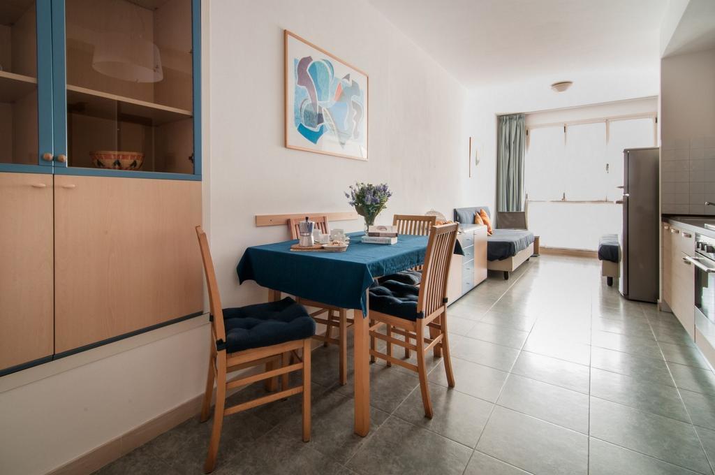 Residence La Rosa Di Nettuno Marina di Grosseto Værelse billede
