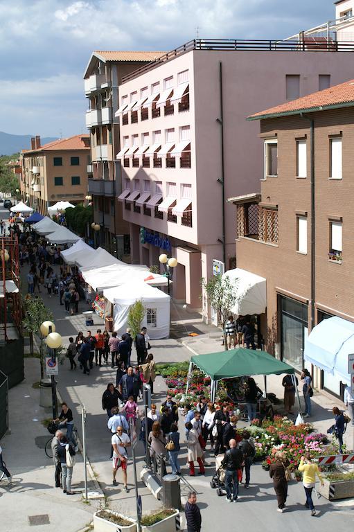 Residence La Rosa Di Nettuno Marina di Grosseto Eksteriør billede